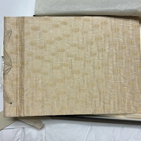 Molly West off white gossamer large wedding photo  album - Picture 4 of 4